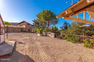 356 E Carlisle Rd, Thousand Oaks, CA 91361 - Photo 53