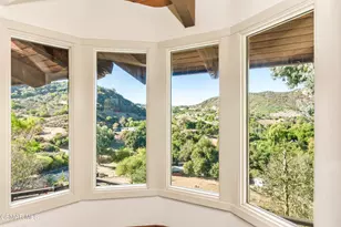 356 E Carlisle Rd, Thousand Oaks, CA 91361 - Photo 35