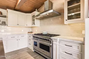 356 E Carlisle Rd, Thousand Oaks, CA 91361 - Photo 15