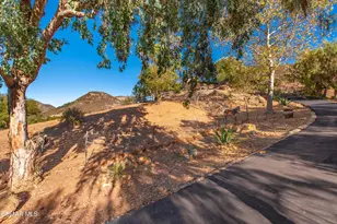 356 E Carlisle Rd, Thousand Oaks, CA 91361 - Photo 59