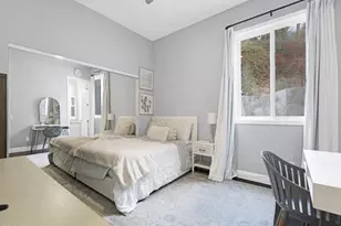 391 Grandview Cir, Camarillo, CA 93010 - Photo 33