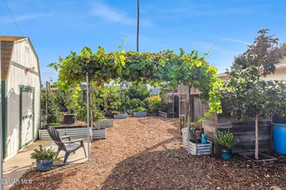 326 W Mission Avenue, Ventura, CA 93001 - Photo 21