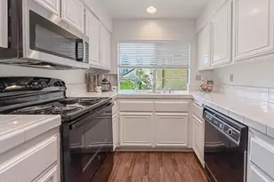 675 Oak Run Trail, Oak Park, CA 91377 - Photo 11