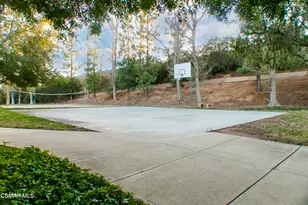 675 Oak Run Trail, Oak Park, CA 91377 - Photo 45