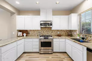 1047 Mountain Oak Pl, Newbury Park, CA 91320 - Photo 5