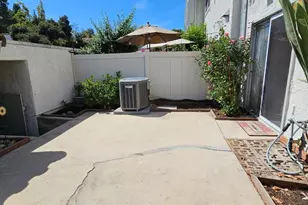 346 Green Moor Pl, Thousand Oaks, CA 91361 - Photo 15