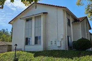 346 Green Moor Pl, Thousand Oaks, CA 91361 - Photo 3