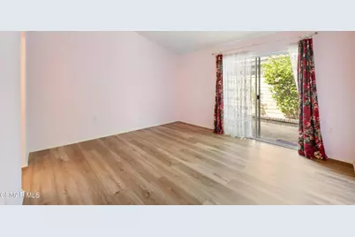 5657 Pansy Street, Simi Valley, CA 93063 - Photo 15