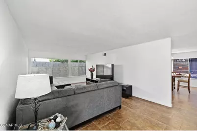 2766 Broadmoor Avenue, Simi Valley, CA 93065 - Photo 5