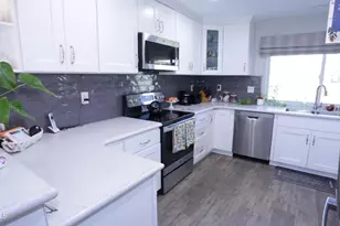 35205 Village 35, Camarillo, CA 93012 - Photo 5