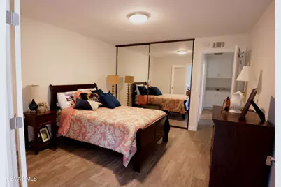 35205 Village 35, Camarillo, CA 93012 - Photo 19