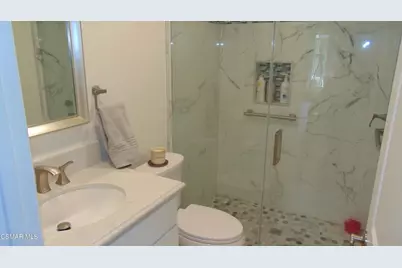 35205 Village 35, Camarillo, CA 93012 - Photo 23