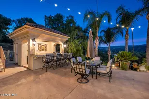 1100 N Country Club Dr, Simi Valley, CA 93065 - Photo 7