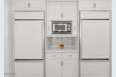 1100 N Country Club Drive, Simi Valley, CA 93065 - Photo 21