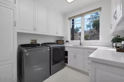 1100 N Country Club Drive, Simi Valley, CA 93065 - Photo 81