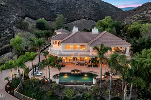 1100 N Country Club Dr, Simi Valley, CA 93065 - Photo 5