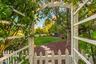 29146 Wagon Rd, Agoura Hills, CA 91301 - Photo 43