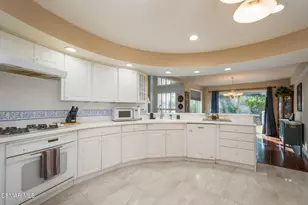 809 Shadow Lake Dr, Thousand Oaks, CA 91360 - Photo 11