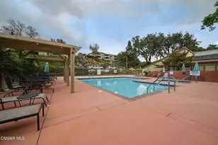 224 Oak Leaf Dr, Thousand Oaks, CA 91360 - Photo 43