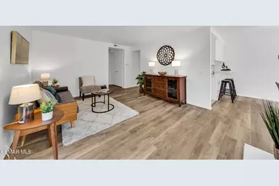 224 Oakleaf Drive #102, Thousand Oaks, CA 91360 - Photo 5