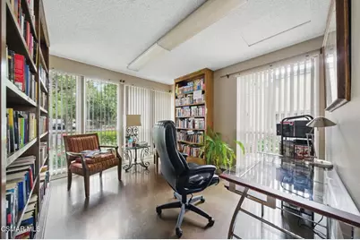 224 Oakleaf Drive #102, Thousand Oaks, CA 91360 - Photo 49