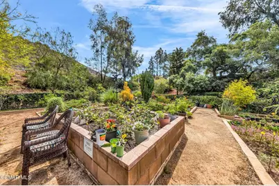 224 Oakleaf Drive #102, Thousand Oaks, CA 91360 - Photo 35