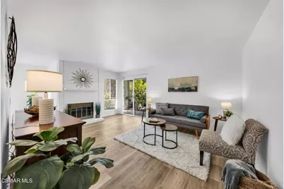 224 Oakleaf Drive #102, Thousand Oaks, CA 91360 - Photo 1