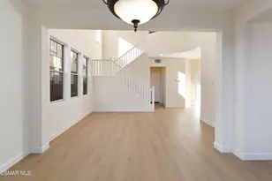 117 Macademia Ln, Simi Valley, CA 93065 - Photo 11