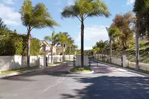 117 Macademia Ln, Simi Valley, CA 93065 - Photo 3