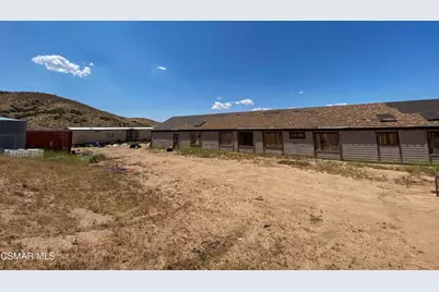 44132 Munz Ranch Road, Lake Hughes, CA 93532 - Photo 17