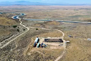 44132 Munz Ranch Rd, Lake Hughes, CA 93532 - Photo 19