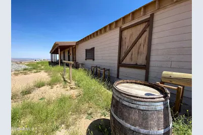 44132 Munz Ranch Road, Lake Hughes, CA 93532 - Photo 7