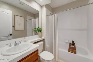 4101 Laurelview Dr, Moorpark, CA 93021 - Photo 19