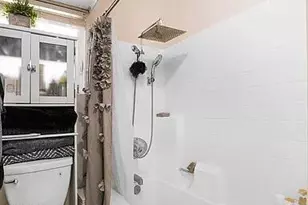 355 N Maple St, Burbank, CA 91505 - Photo 21