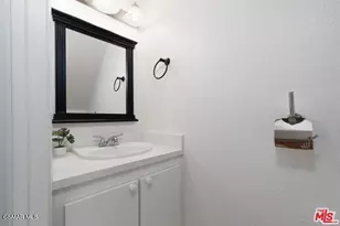 355 N Maple St, Burbank, CA 91505 - Photo 13