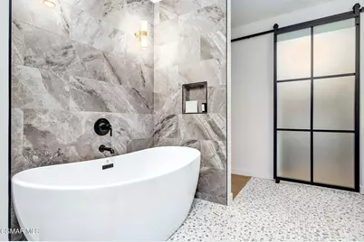 11523 Vienna Way, Los Angeles, CA 90066 - Photo 37