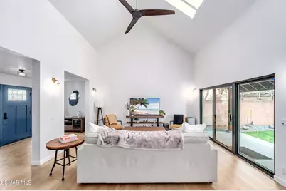 11523 Vienna Way, Los Angeles, CA 90066 - Photo 9