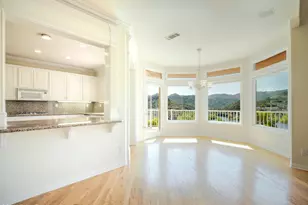 590 Cricketfield, Lake Sherwood, CA 91361 - Photo 9