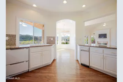 590 Cricketfield, Lake Sherwood, CA 91361 - Photo 15
