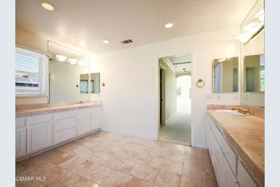 590 Cricketfield, Lake Sherwood, CA 91361 - Photo 21