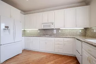 590 Cricketfield, Lake Sherwood, CA 91361 - Photo 13