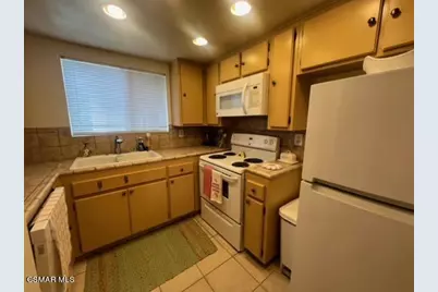 460 Arbor Lane Court #204, Thousand Oaks, CA 91360 - Photo 13