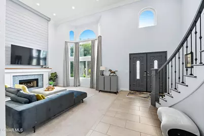 5816 Middle Crest Drive, Agoura Hills, CA 91301 - Photo 7