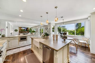 2452 Ranchgrove Drive, Westlake Village, CA 91361 - Photo 15