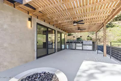 2224 Thorsby Road, Lake Sherwood, CA 91361 - Photo 13