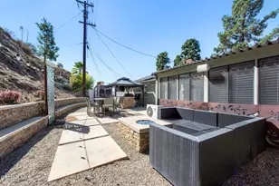 8466 Springford Dr, Los Angeles, CA 91352 - Photo 27