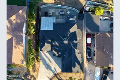 8466 Springford Drive, Los Angeles, CA 91352 - Photo 43