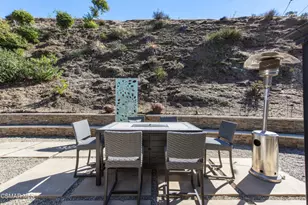 8466 Springford Dr, Los Angeles, CA 91352 - Photo 25