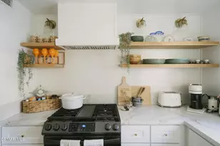 5716 Skyview Way, Agoura Hills, CA 91301 - Photo 11