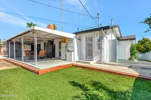 8225 Fallbrook Ave, West Hills, CA 91304 - Photo 23